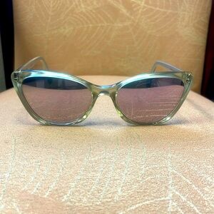 Marc Jacobs ladies mirrored sunglasses in used condition. Style is Marc 362/S.